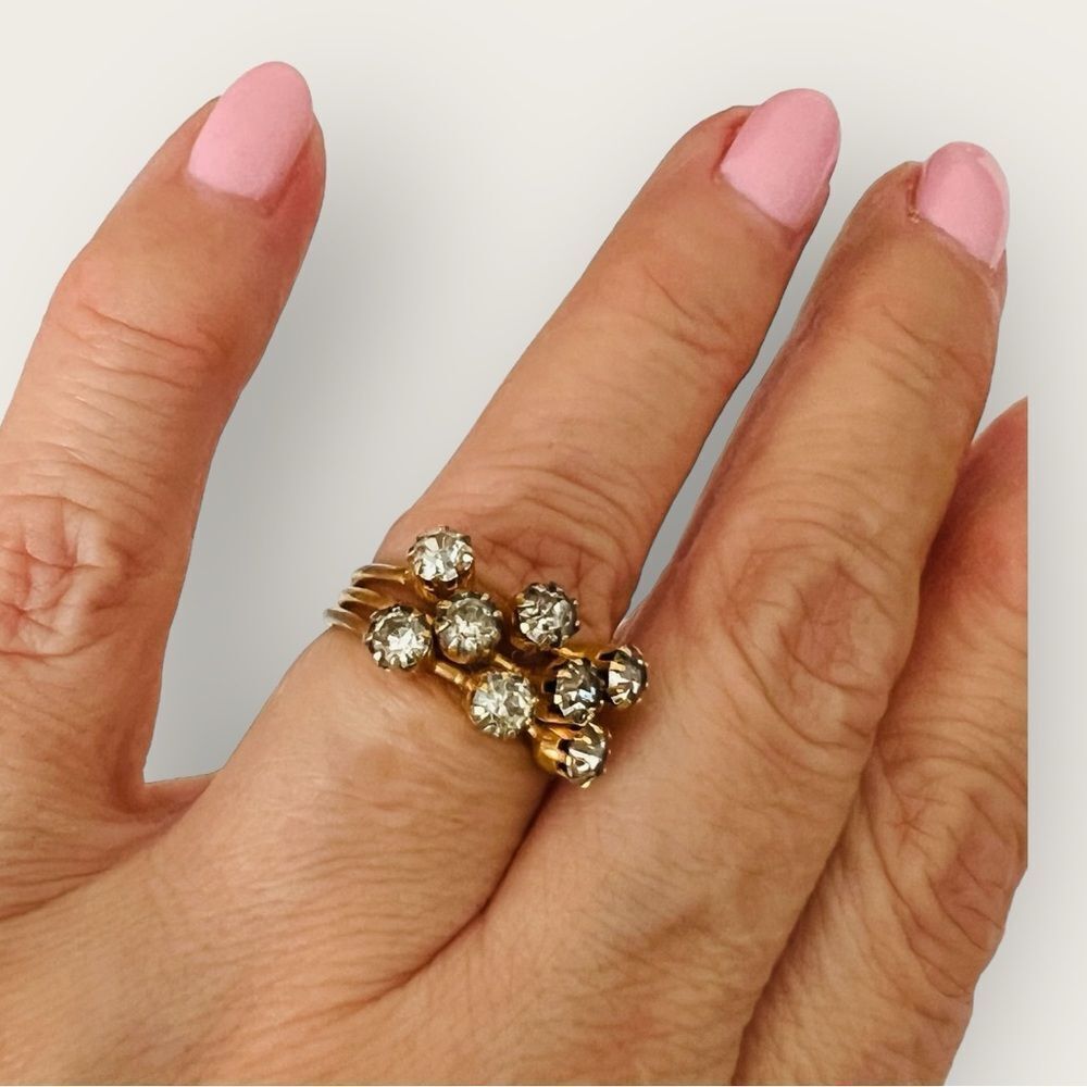 Vintage stackable gold plated ring size 5, clear crystals